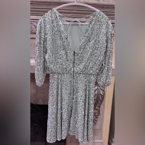 Alice & Olivia Palmira Sequined Embellished Dress Size 4 - Picture 6 of 15